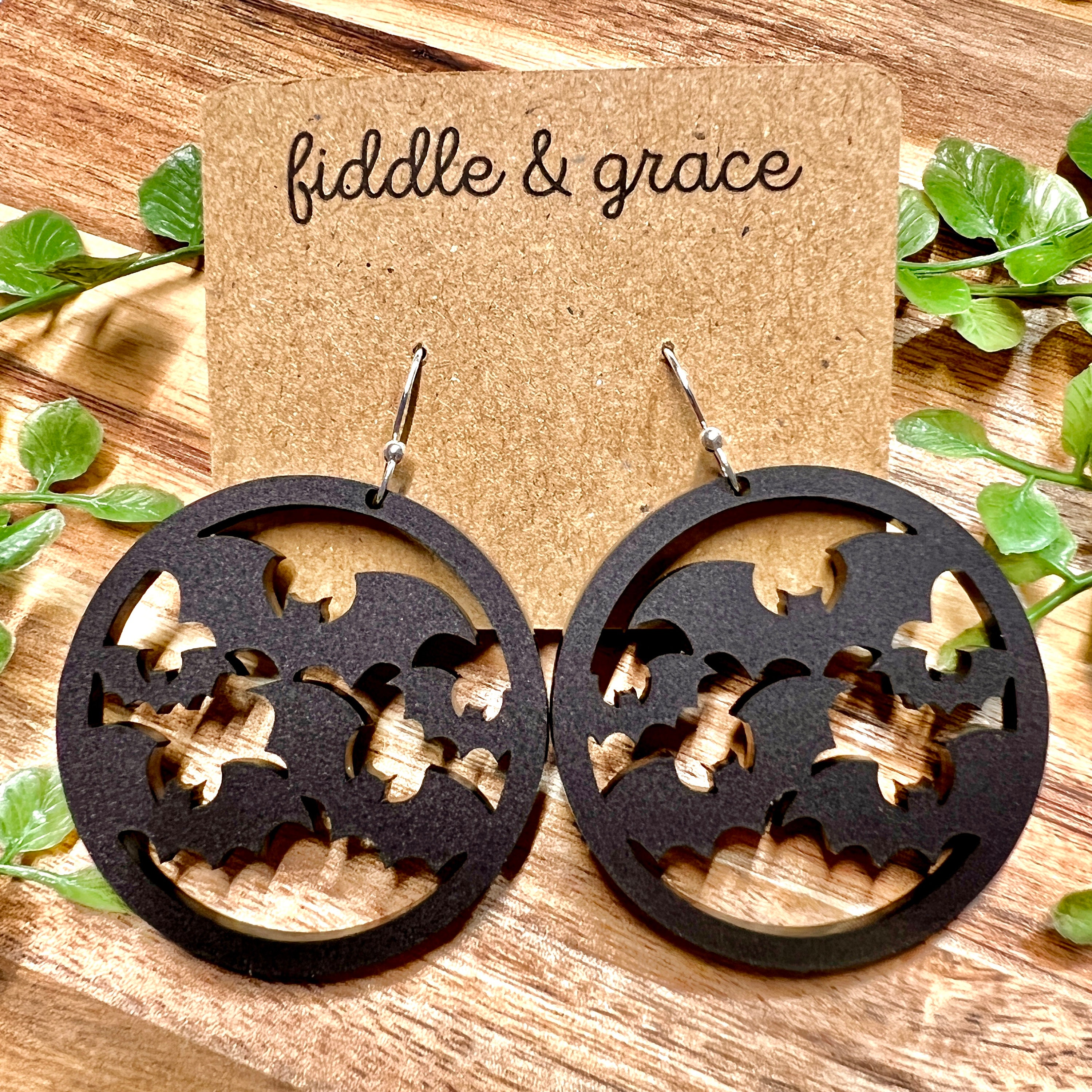 Halloween Earrings | Earrings | Halloween | Bat Earrings...